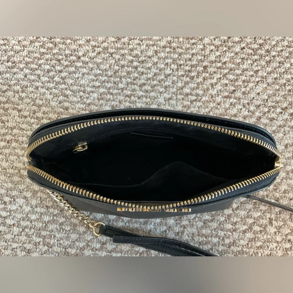 MICHAEL KORS - Small Crossbody Tote w/ Gold Tone Accents - EUC